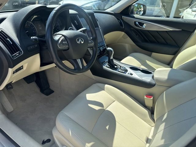 Used 2014 INFINITI Q50 Premium w/ Navigation Package AWD/4WD image 10