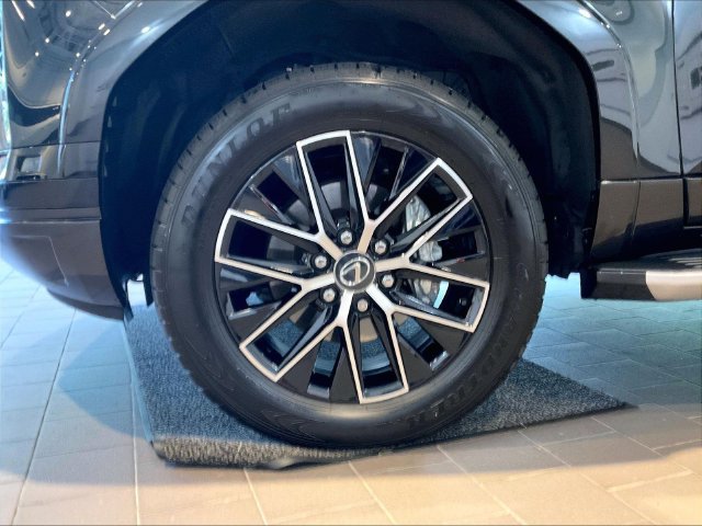 Used 2025 Lexus GX 550 w/ Accessory Package (2T) AWD/4WD image 9