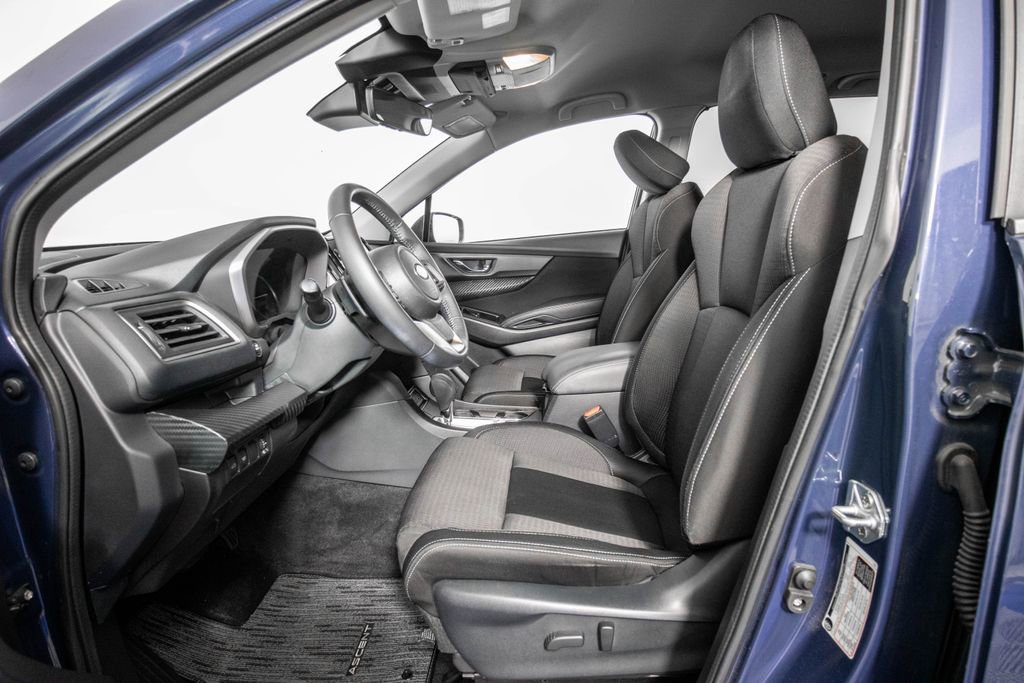 Used 2023 Subaru Ascent Premium w/ Convenience Package image 7