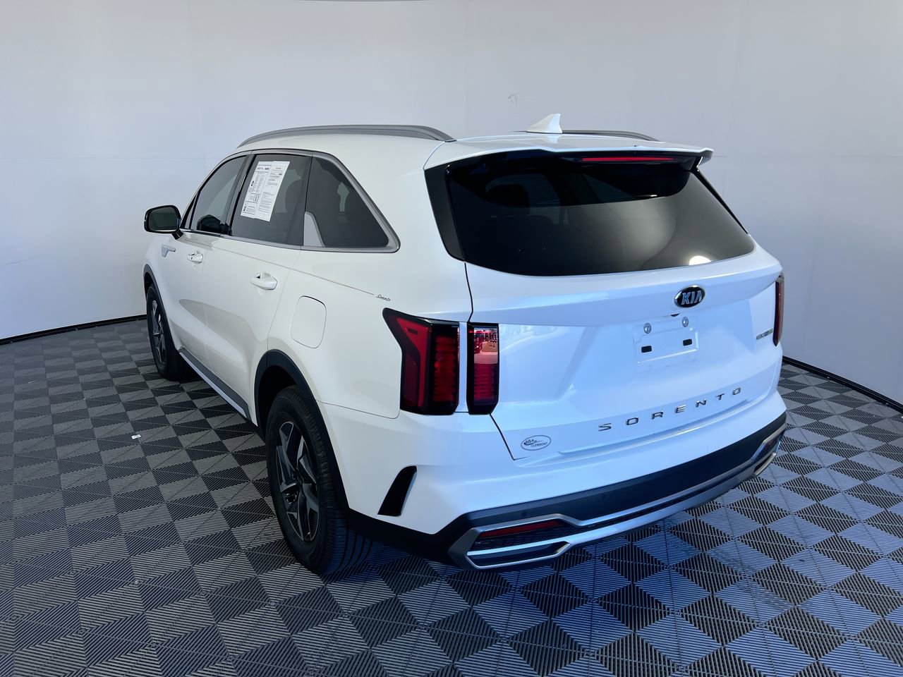 Used 2021 Kia Sorento EX FWD image 5