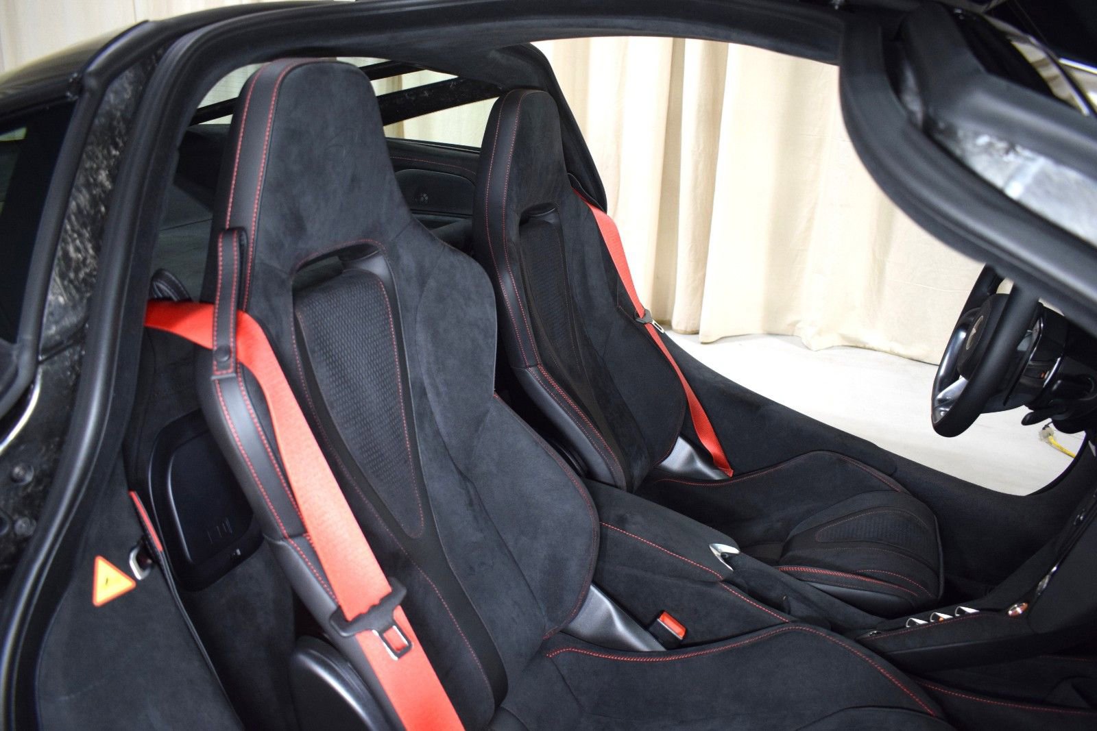 New 2026 McLaren 750S RWD image 19