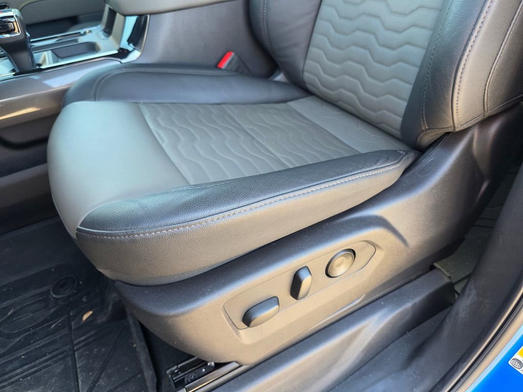 Used 2025 Chevrolet Silverado 1500 ZR2 w/ Technology Package image 12