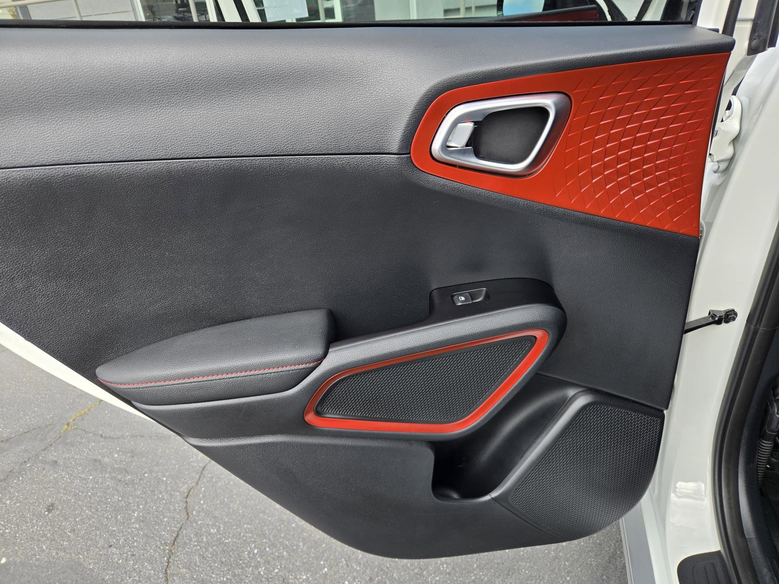 Used 2023 Kia Soul GT-Line w/ GT-Line Technology Package image 27