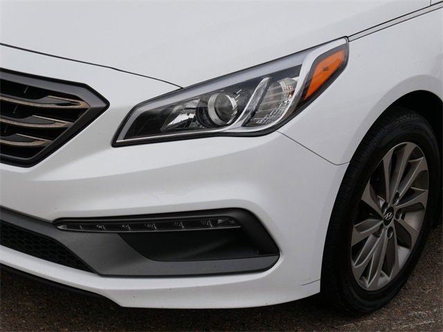 Used 2016 Hyundai Sonata Sport w/ Cargo Package image 10