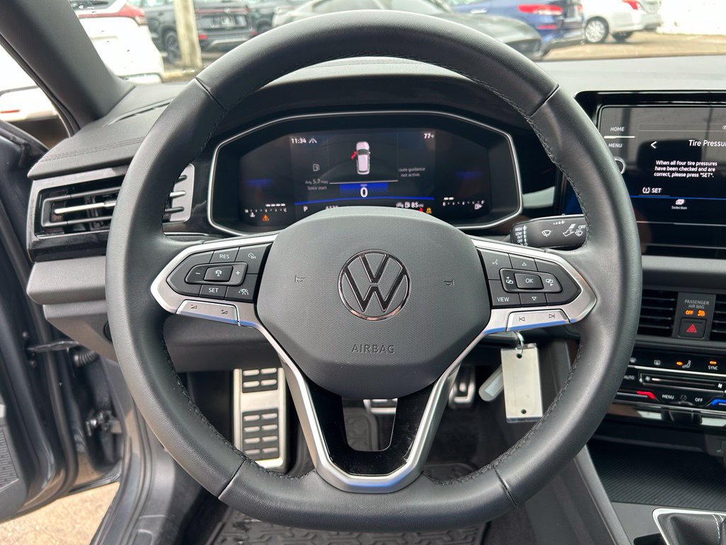 Used 2026 Volkswagen Jetta Sport FWD image 19