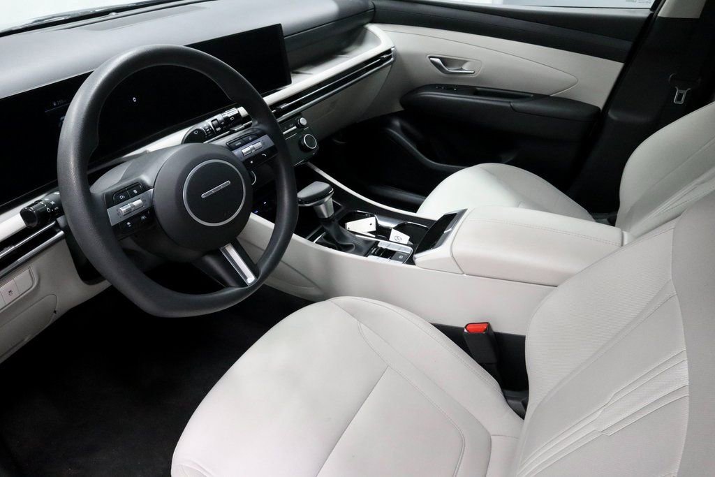 Certified 2025 Hyundai Tucson SEL image 22