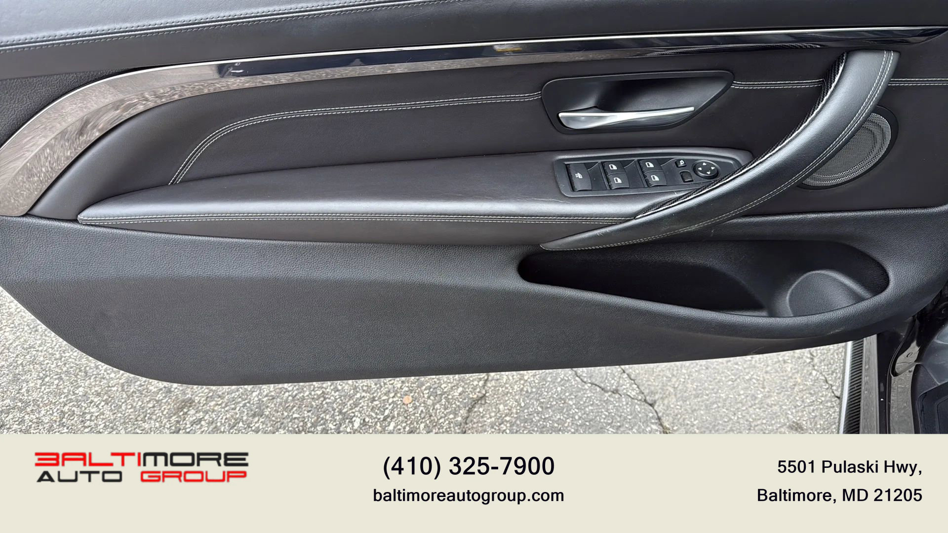 Used 2017 BMW M4 Convertible w/ Competition Package image 31