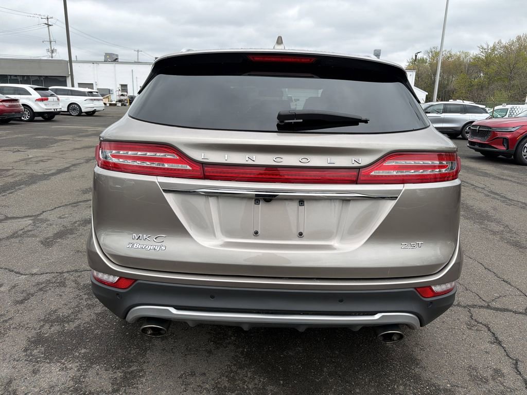Used 2019 Lincoln MKC Reserve w/ MKC Climate Package image 4