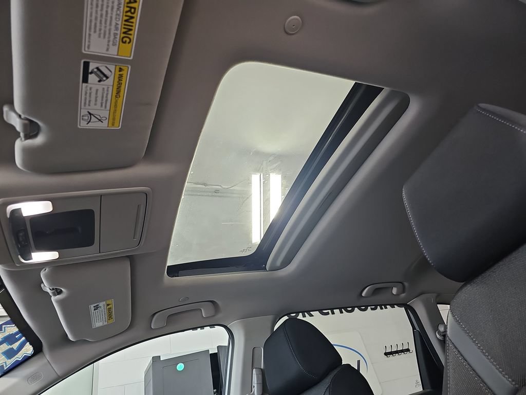 Used 2024 Honda CR-V EX image 33
