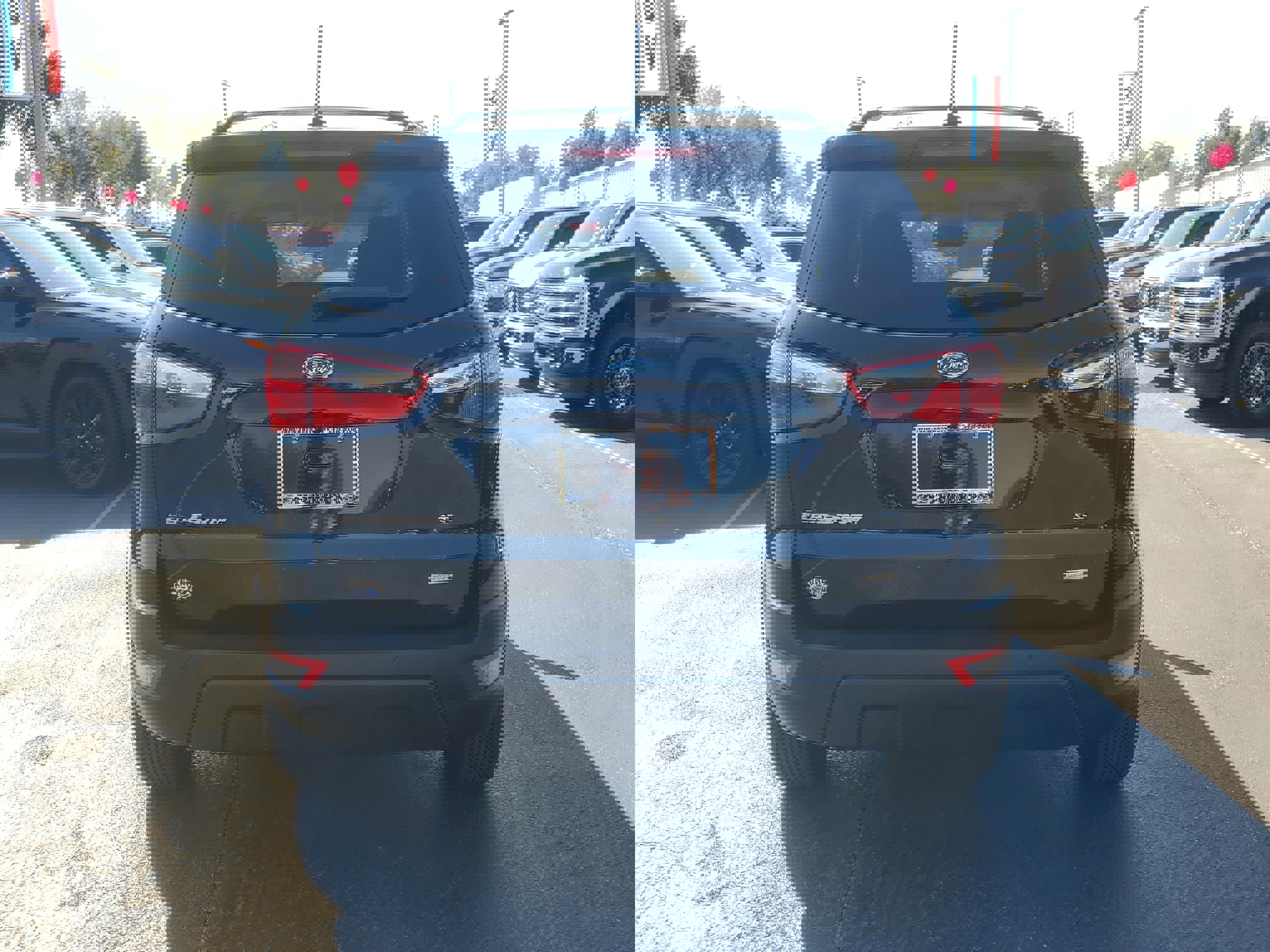 Used 2018 Ford EcoSport SE w/ SE Convenience Package image 8