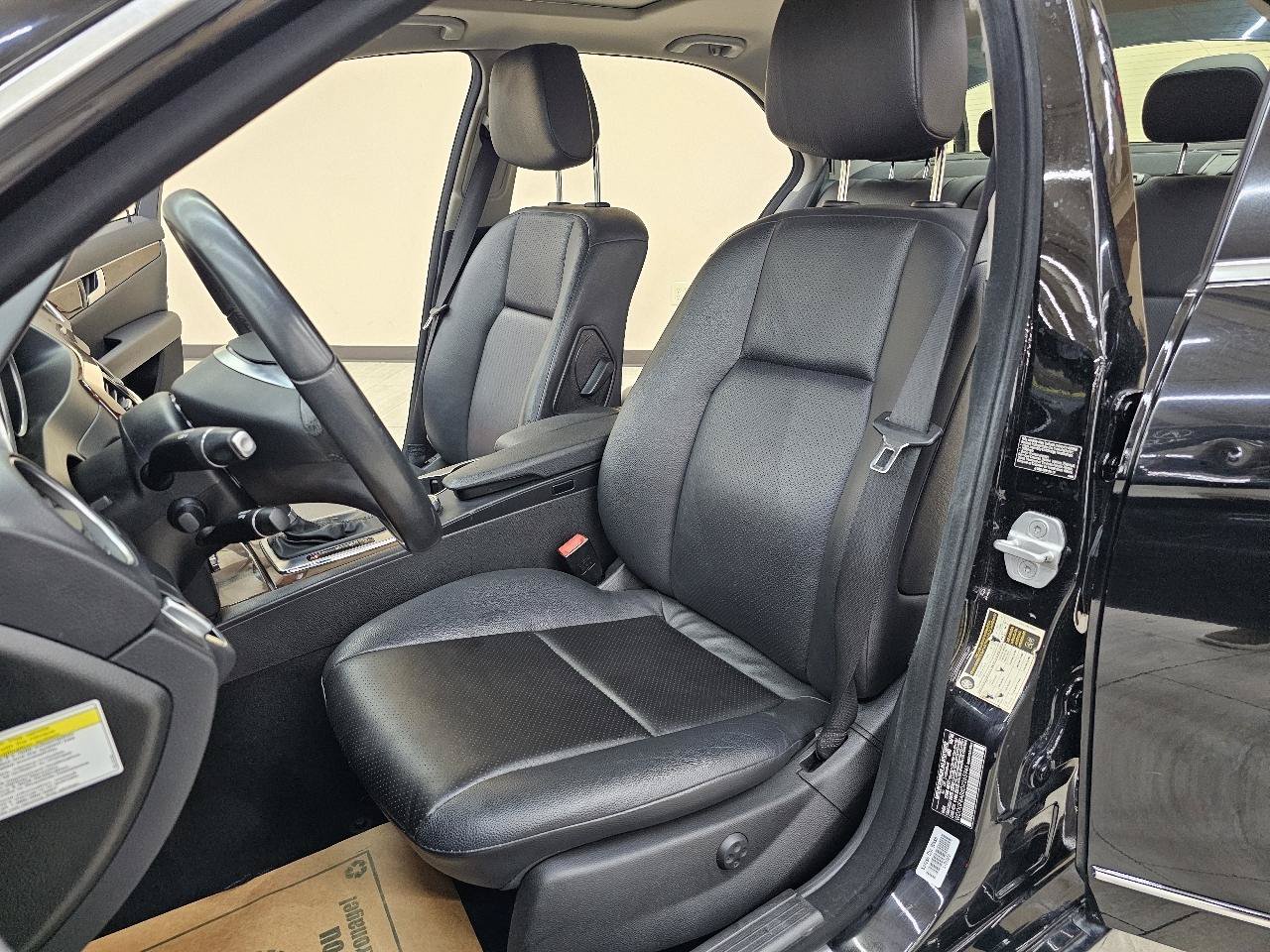 Used 2013 Mercedes-Benz C 300 4MATIC Sedan w/ Multimedia Pkg image 15