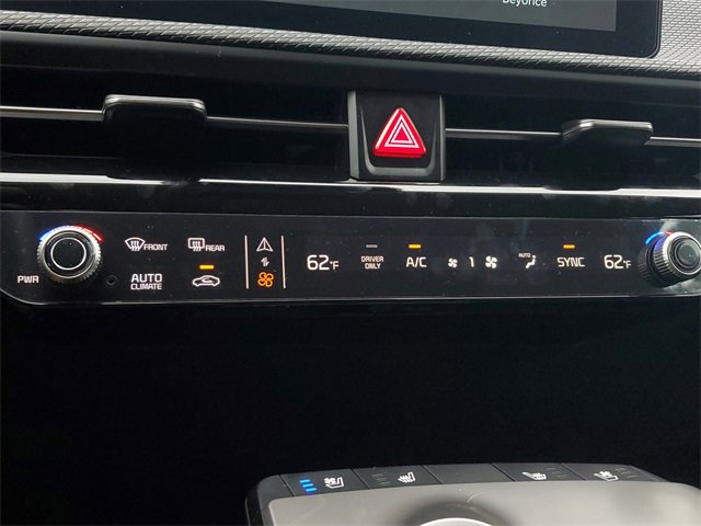 New 2025 Kia EV6 Wind image 30