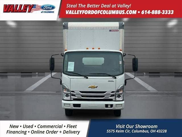 Used 2023 Chevrolet Low Cab Forward 5500XD RWD image 2