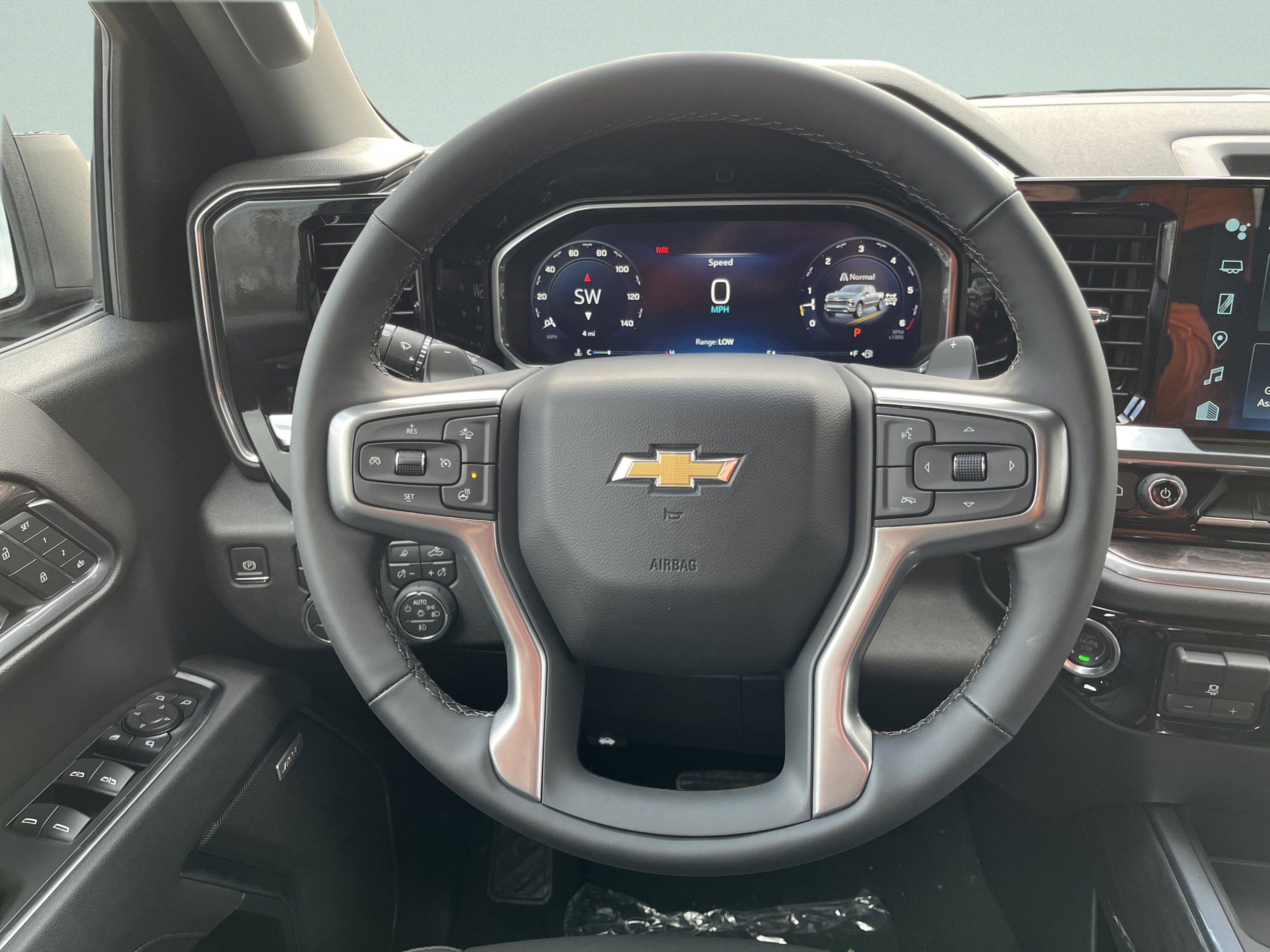 New 2026 Chevrolet Silverado 1500 LTZ w/ LTZ Premium Package image 22