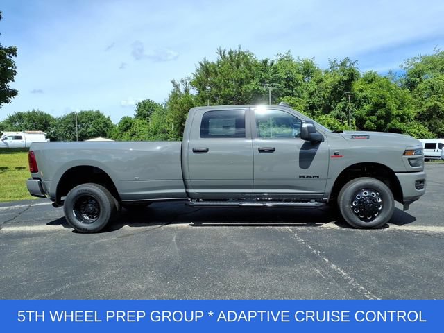 New 2026 RAM 3500 Big Horn AWD/4WD image 8