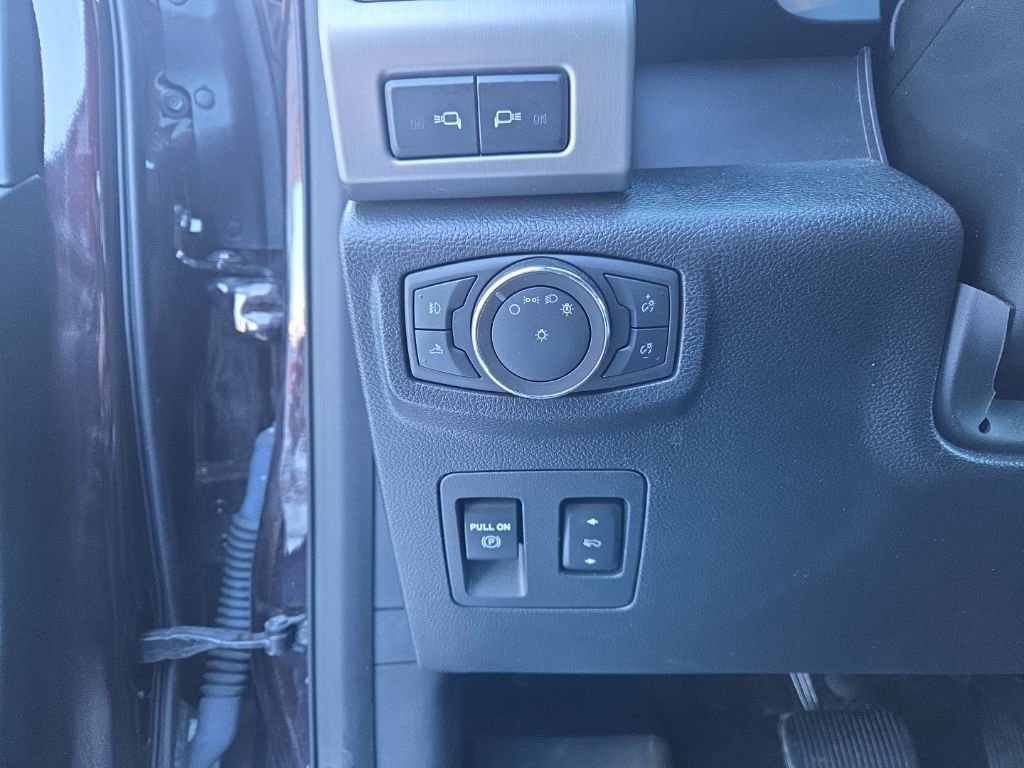 Used 2020 Ford F150 Platinum w/ Equipment Group 701A Luxury AWD/4WD image 14