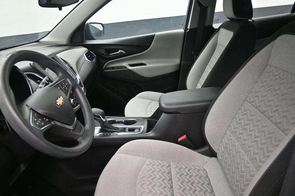 Used 2024 Chevrolet Equinox LS w/ Driver Confidence II Package FWD image 12
