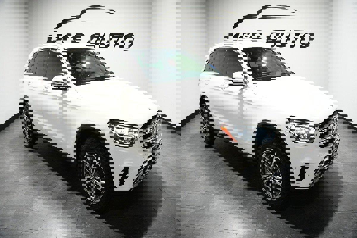 Used 2021 Mercedes-Benz GLC 300 4MATIC image 7