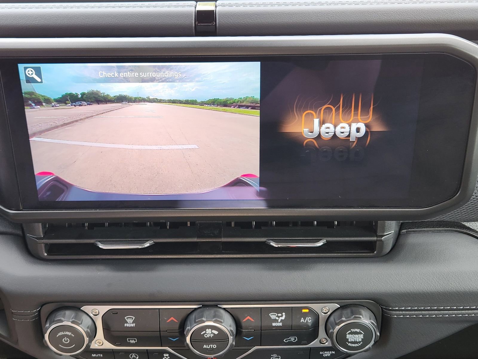 Used 2026 Jeep Gladiator Rubicon image 26