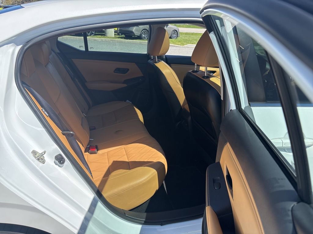 Used 2024 Nissan Sentra SV w/ SV Premium Package FWD image 27