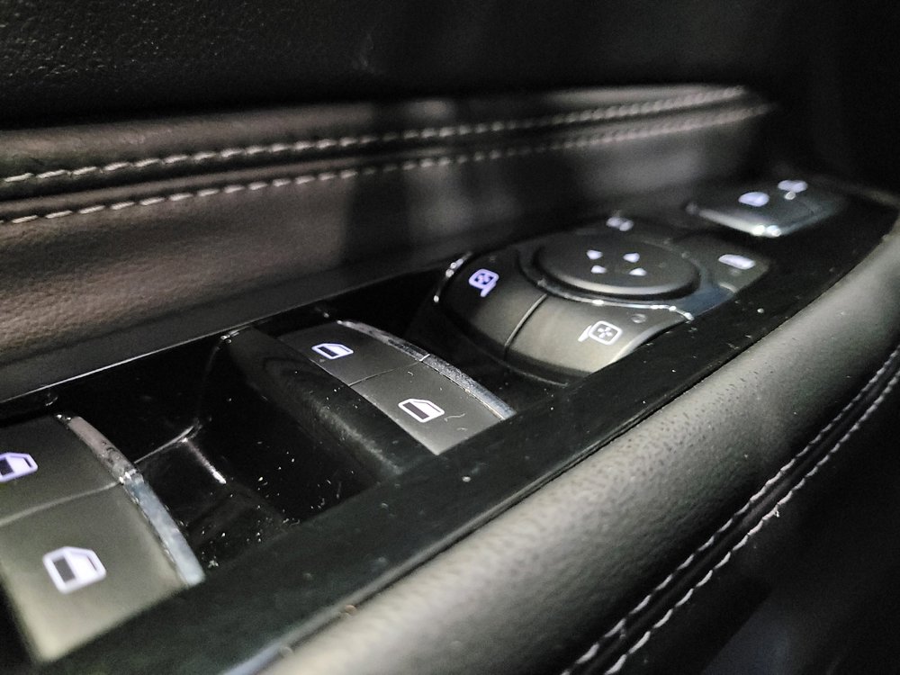 Used 2022 Lincoln Corsair FWD w/ Premium Package image 27