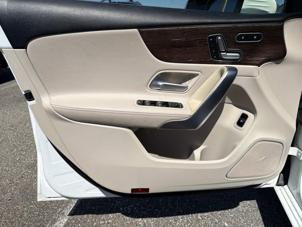 Used 2019 Mercedes-Benz A 220 4MATIC image 17