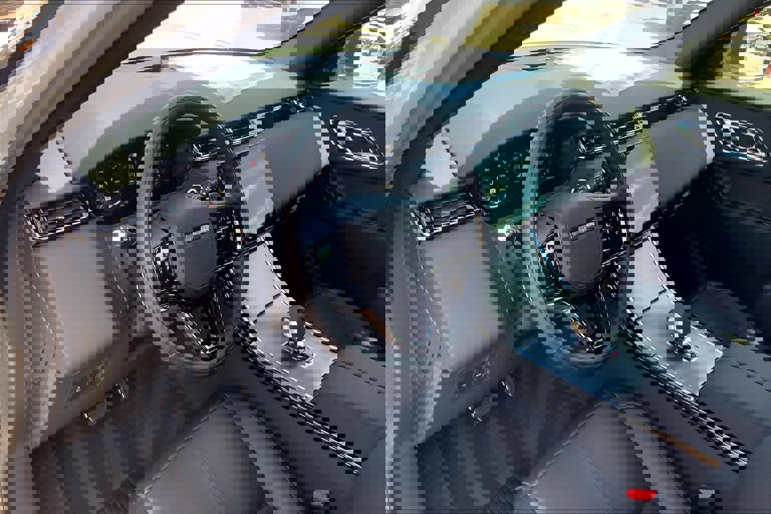 Used 2025 Land Rover Range Rover Velar Dynamic SE image 8