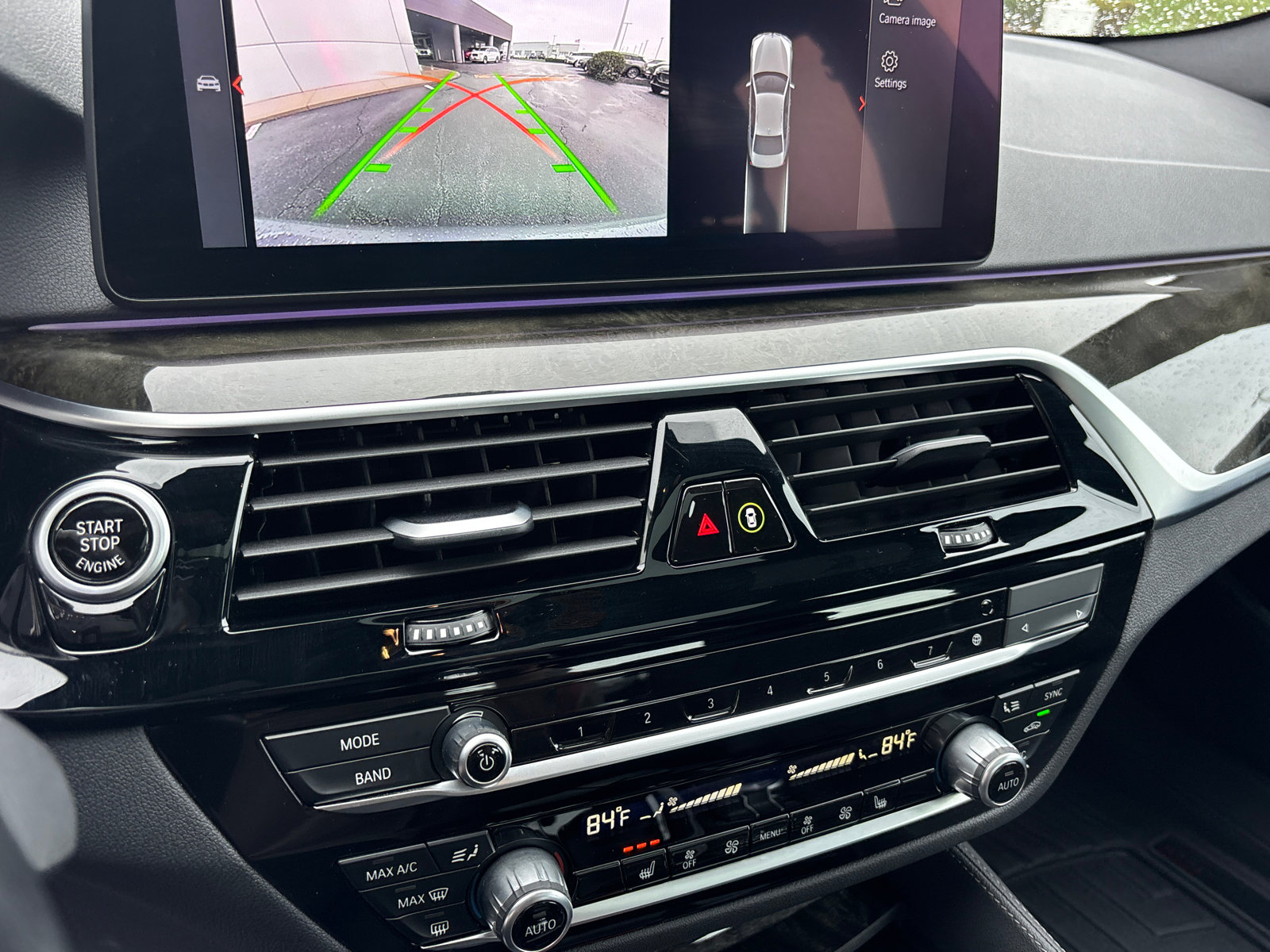 Used 2023 BMW 540i xDrive w/ M Sport Package image 21