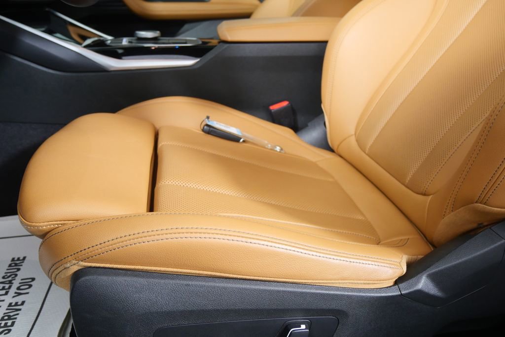 Certified 2024 BMW 230i Coupe w/ Premium Package image 9