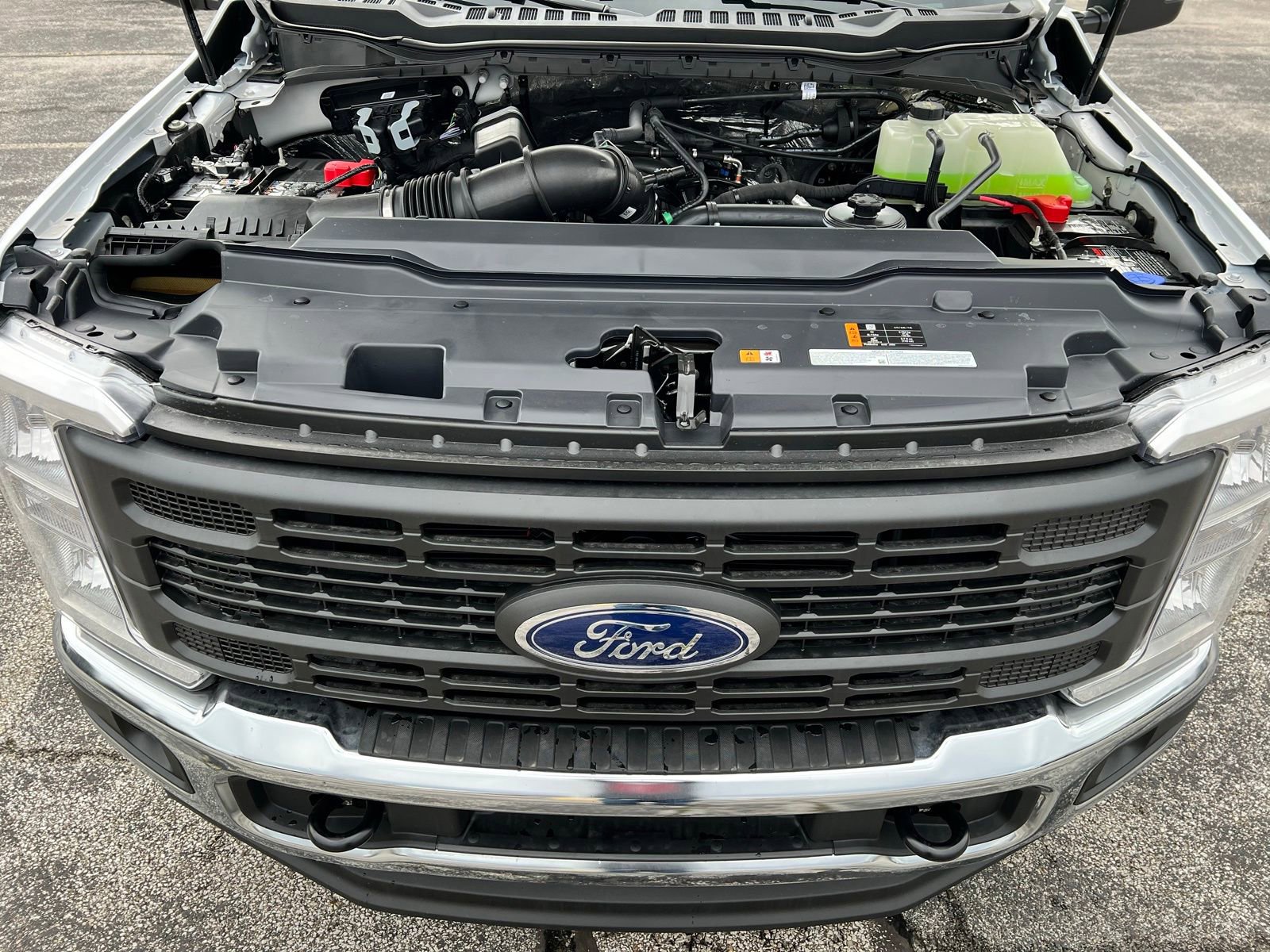 New 2026 Ford F350 XL w/ XL Chrome Package image 34