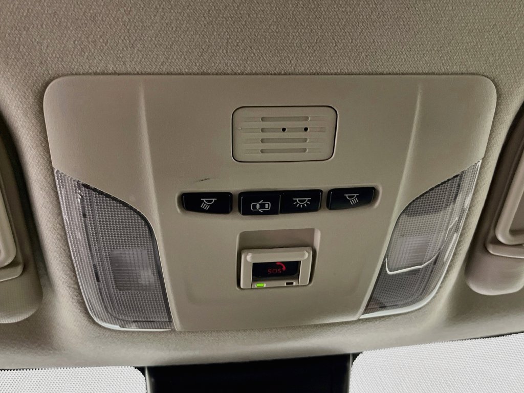 Used 2022 Toyota Corolla LE FWD image 18