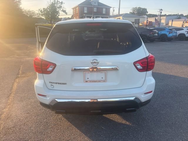 Used 2017 Nissan Pathfinder SV AWD/4WD image 17