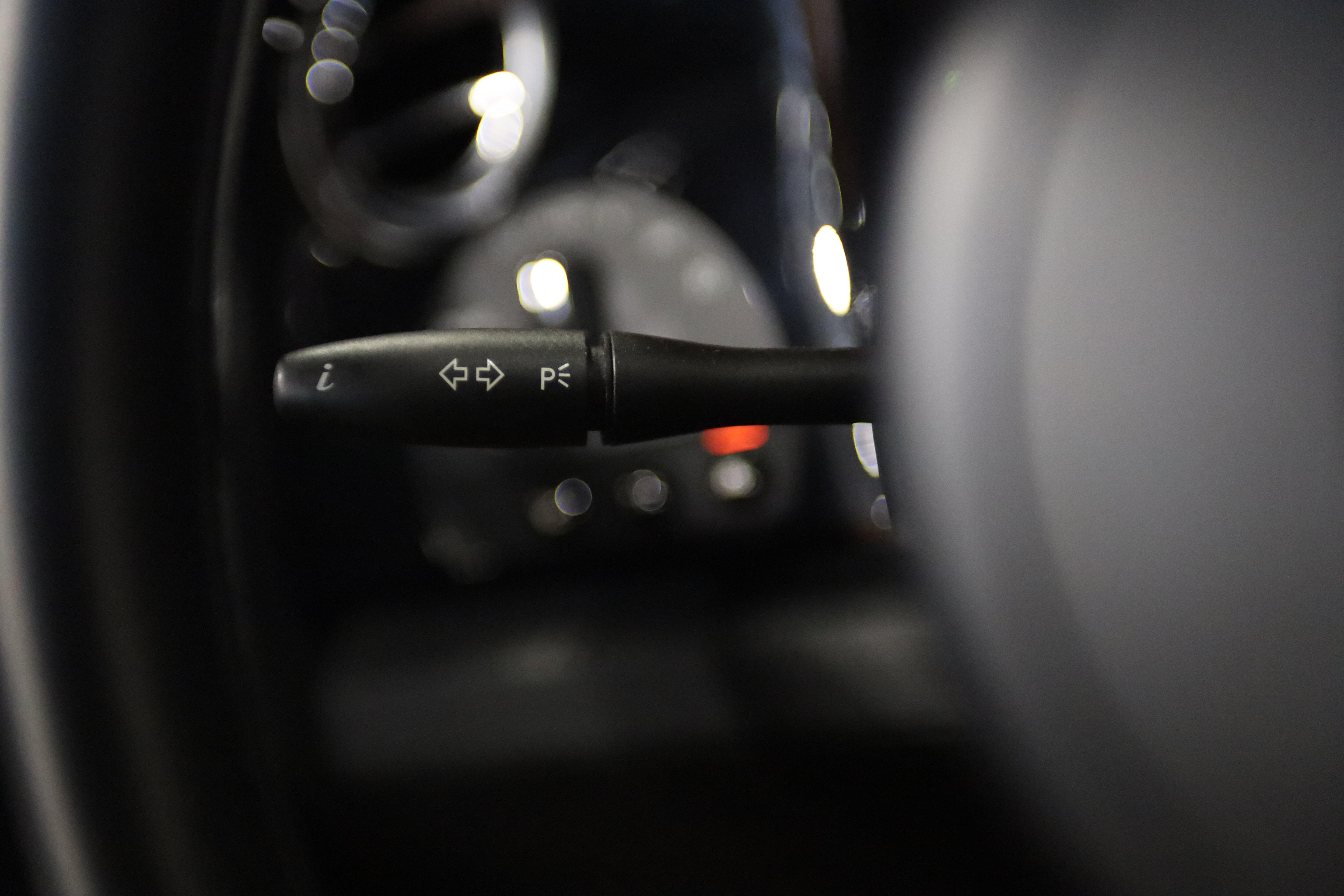 Used 2021 Rolls-Royce Wraith w/ Rolls-Royce Signature Package RWD image 24