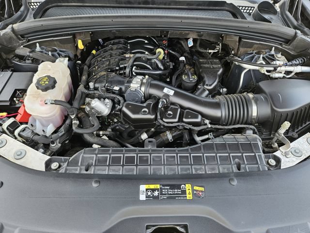 Used 2024 Jeep Grand Cherokee L Laredo w/ MOPAR Finishing Package AWD/4WD image 32