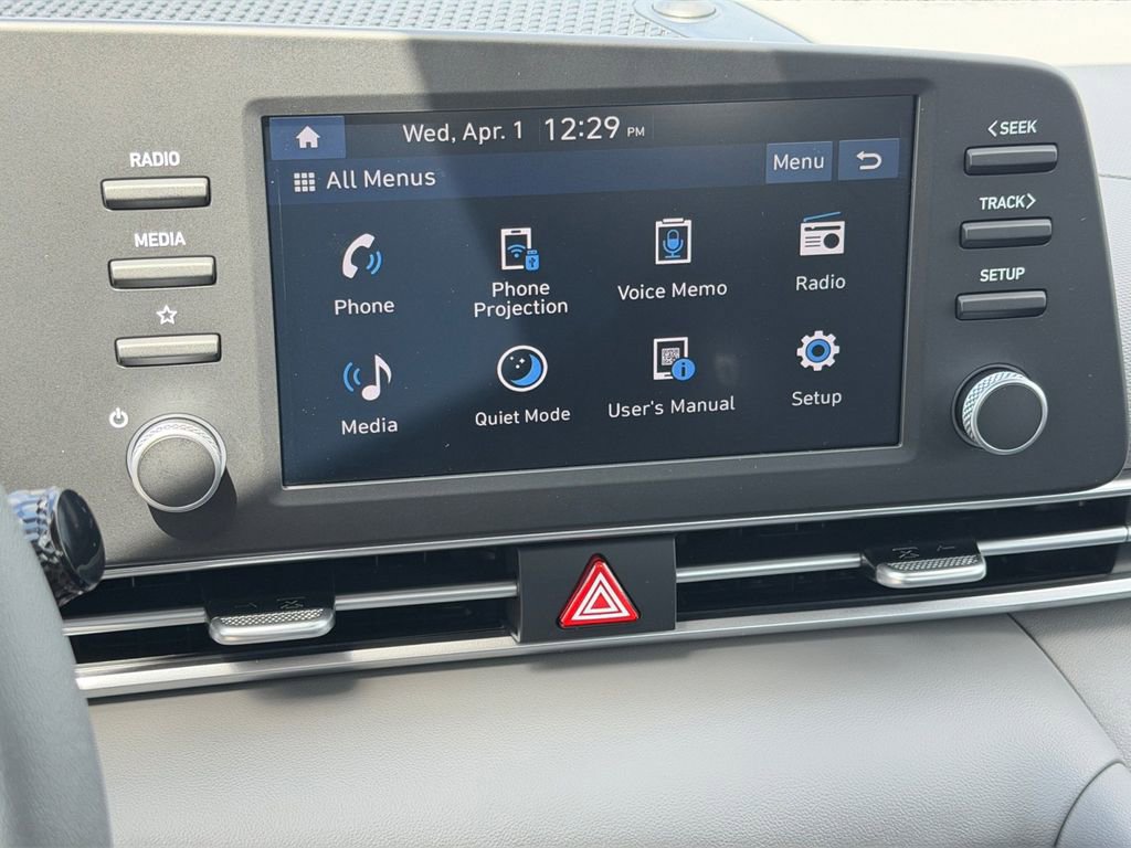 New 2026 Hyundai Elantra SE FWD image 25
