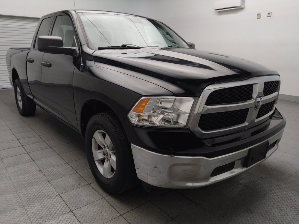 Used 2020 RAM 1500 Tradesman w/ Chrome Appearance Group RWD image 13