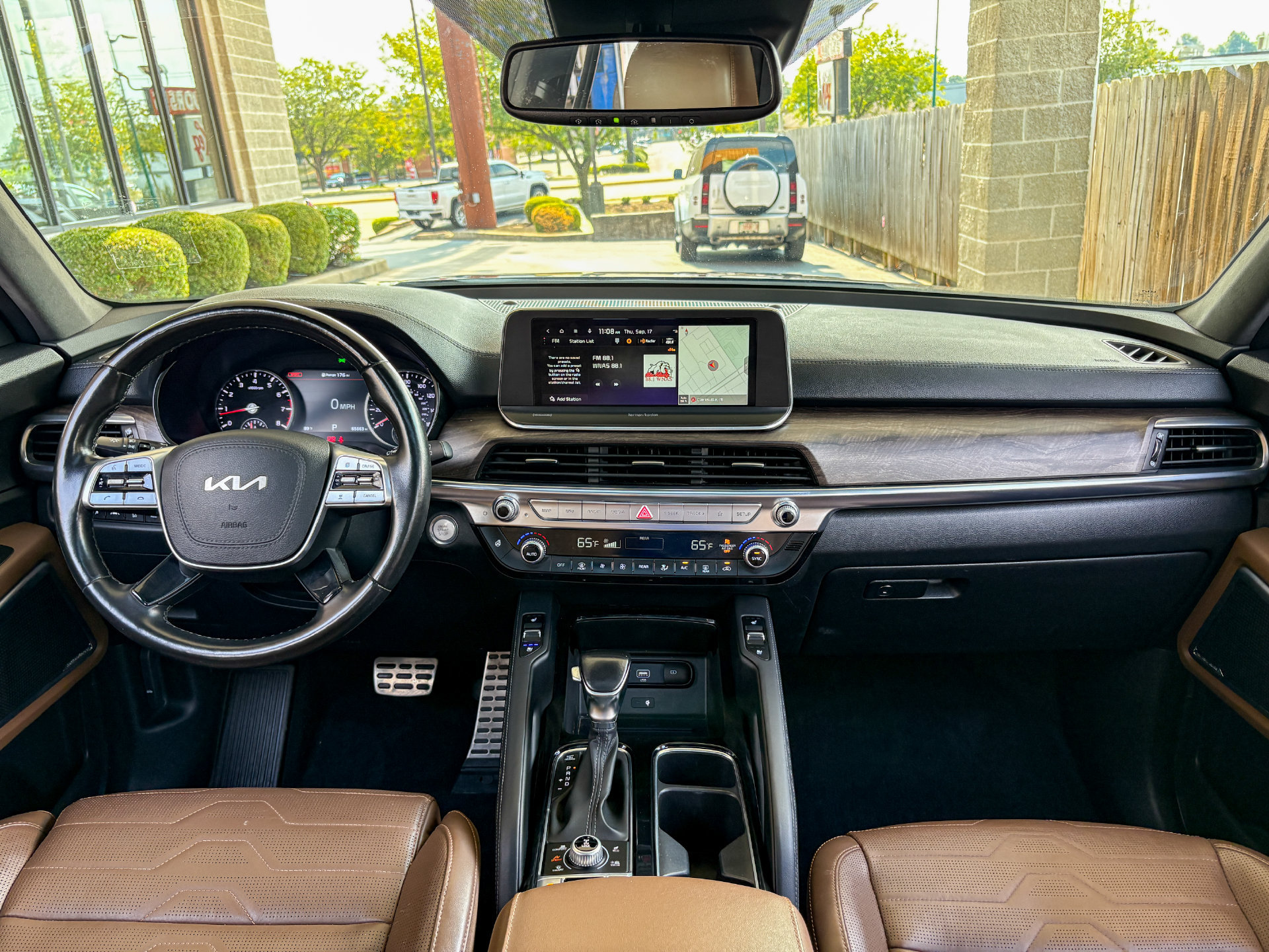 Used 2022 Kia Telluride SX w/ SX Prestige Package AWD/4WD image 30