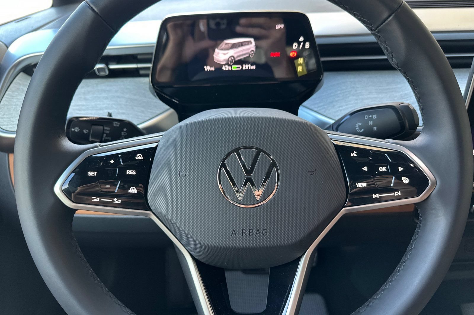 New 2025 Volkswagen ID. Buzz Pro S RWD image 25