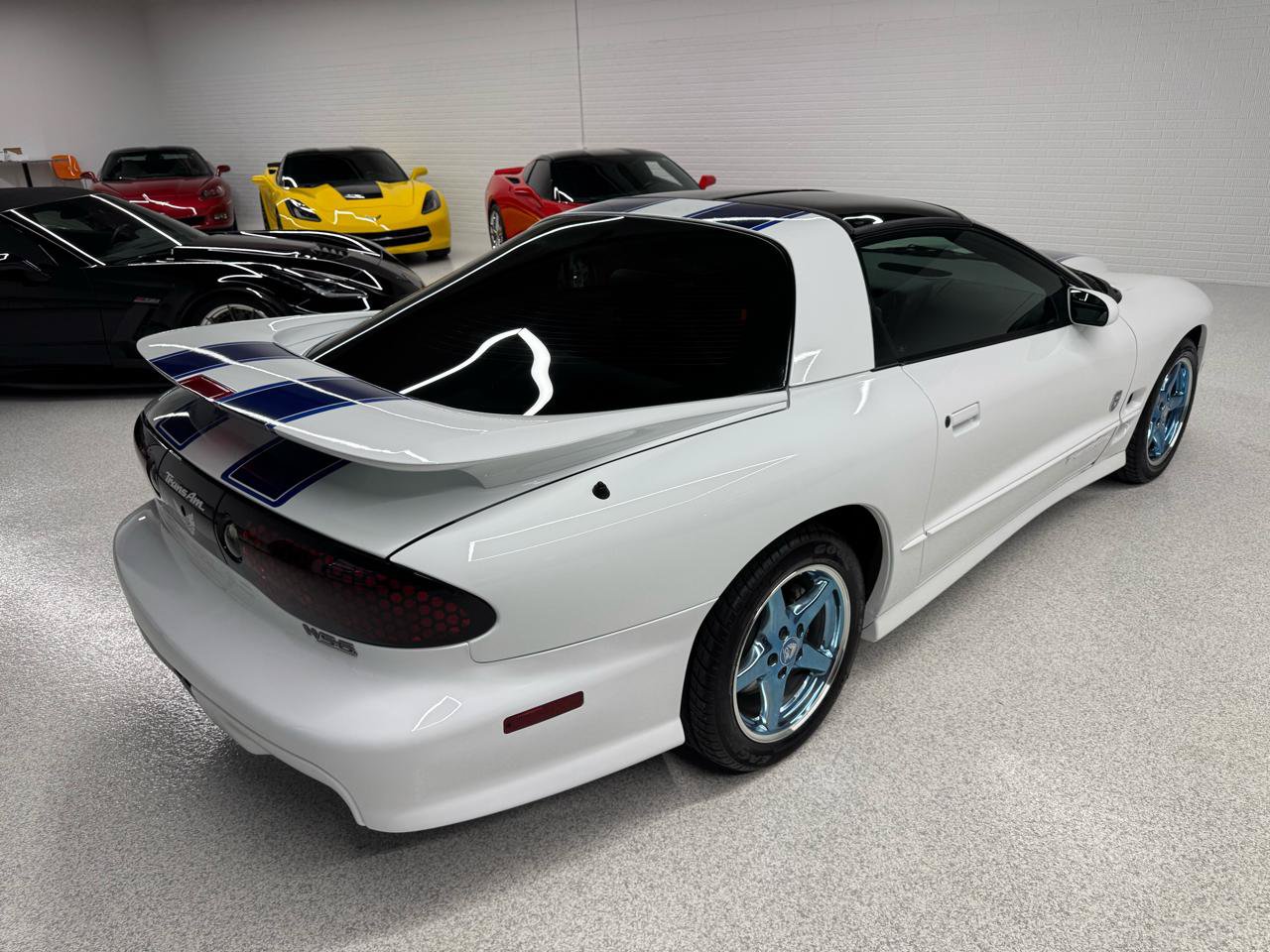 Used 1999 Pontiac Firebird Formula RWD image 15