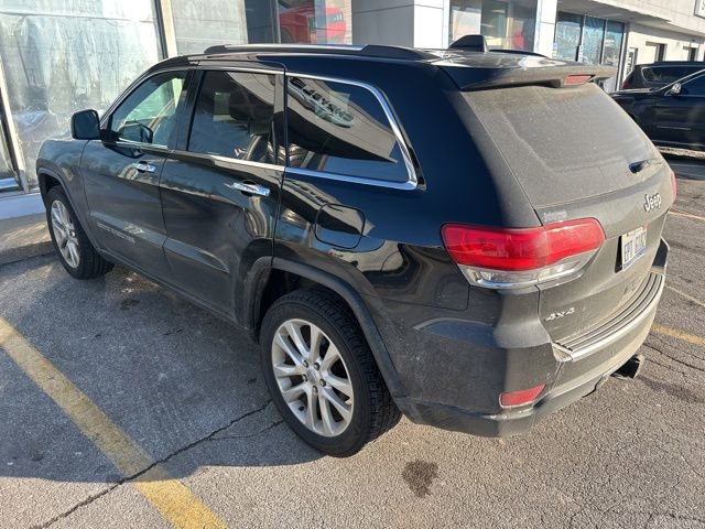 Used 2017 Jeep Grand Cherokee Limited w/ Trailer Tow Group IV image 3