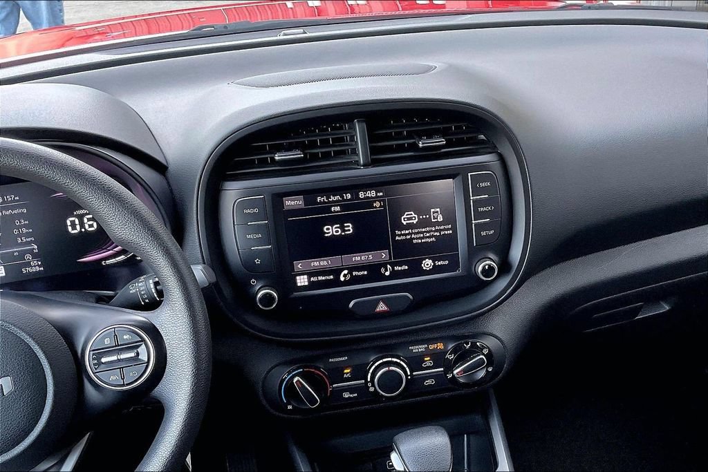 Used 2024 Kia Soul LX w/ Option Group 015 FWD image 6