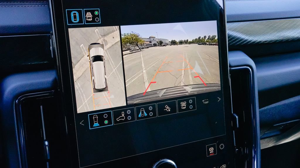 New 2026 GMC Yukon XL AT4 image 25