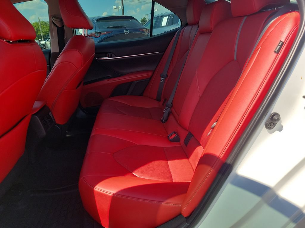Used 2020 Toyota Camry XSE FWD image 12