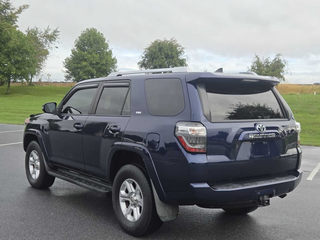 Used 2018 Toyota 4Runner SR5 Premium AWD/4WD image 6