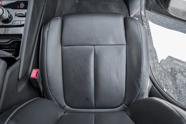 Used 2022 Jeep Grand Cherokee Overland w/ Luxury Tech Group IV image 6