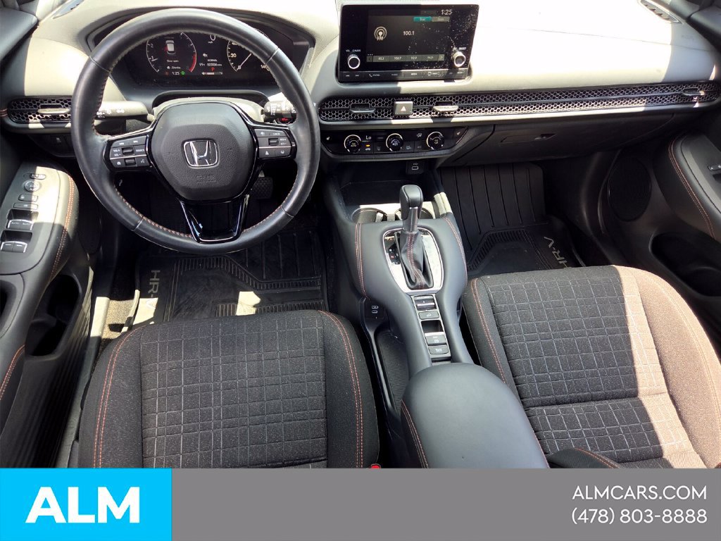 Used 2025 Honda HR-V Sport image 16
