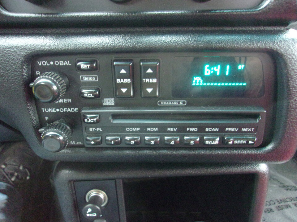 Used 1994 Chevrolet Camaro Z28 image 26