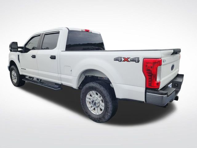 Used 2019 Ford F250 XL w/ Power Equipment Group AWD/4WD image 3