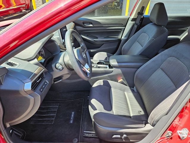 Used 2024 Nissan Altima 2.5 SV FWD image 20