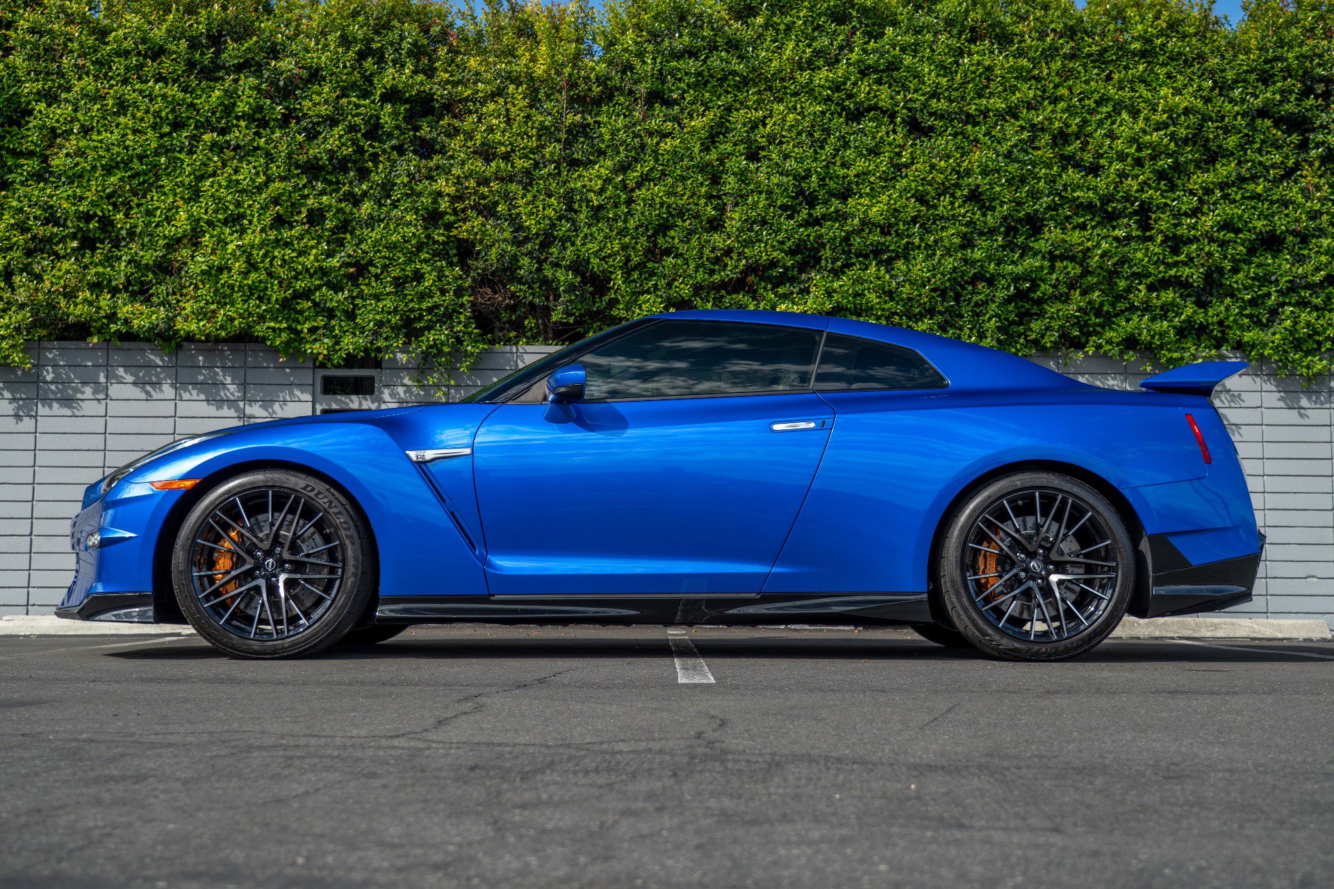 Used 2024 Nissan GT-R w/ Floor Mat Package image 20